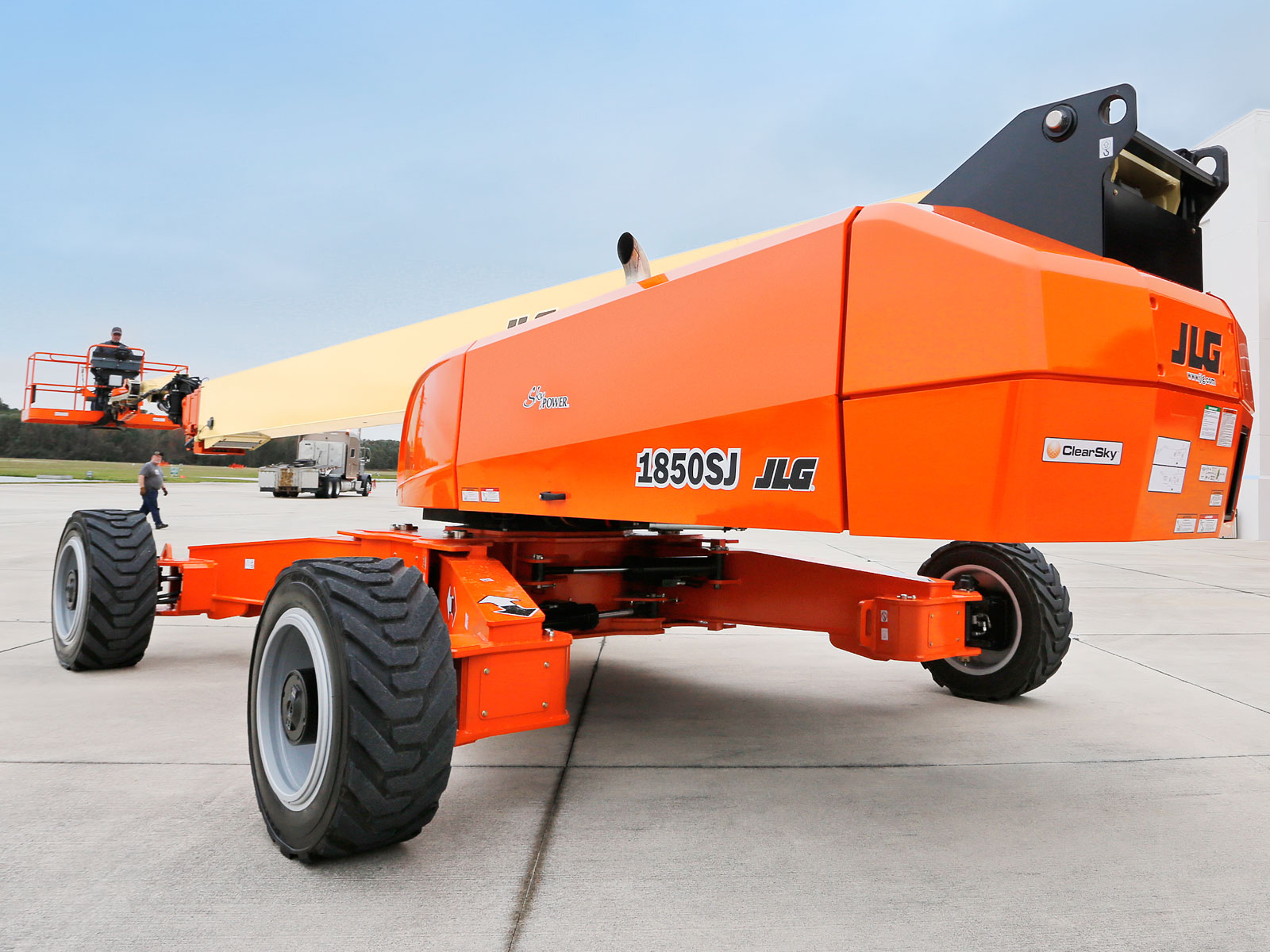 JLG 1850SJ Diesel Boom lift - 58.56m Max Working Height - Image 3
