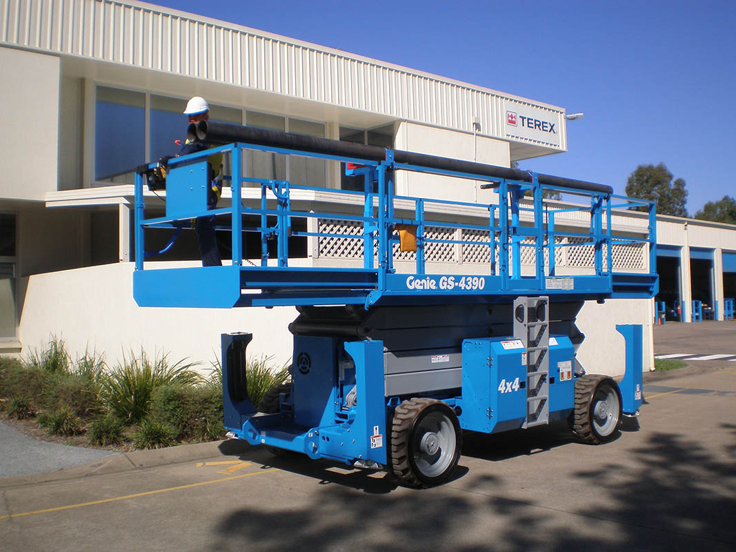 Genie GS-4390 RT Scissor Lift - 15.11m Max Working Height - Image 10