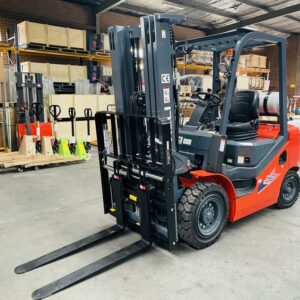 HELI Forklift CPCD25-M1K2C | 3 Stage 2.5T Diesel | AMS